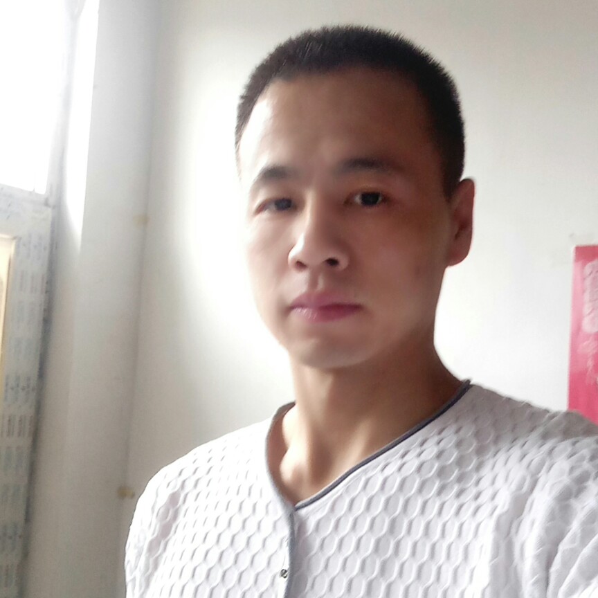 碧蓝有中心的照片
