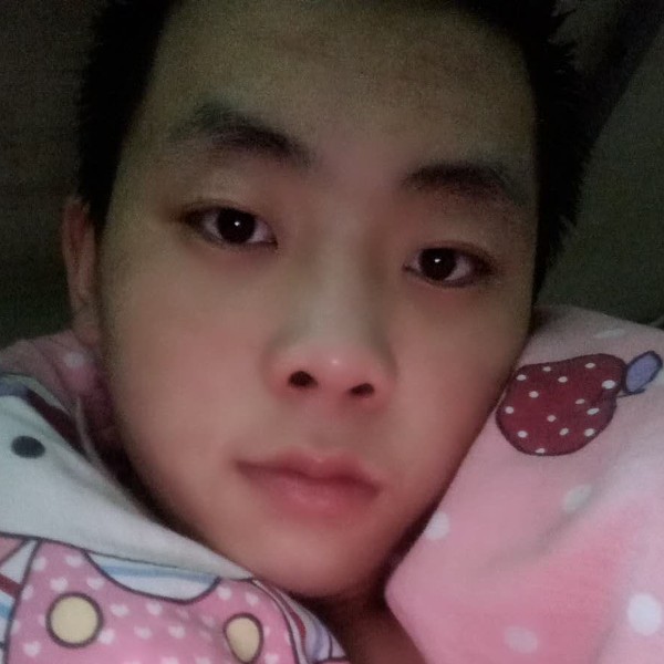 龙清的照片