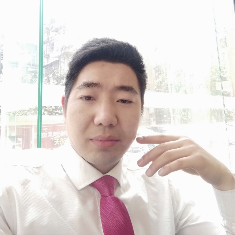 巨人回眸舒服的照片