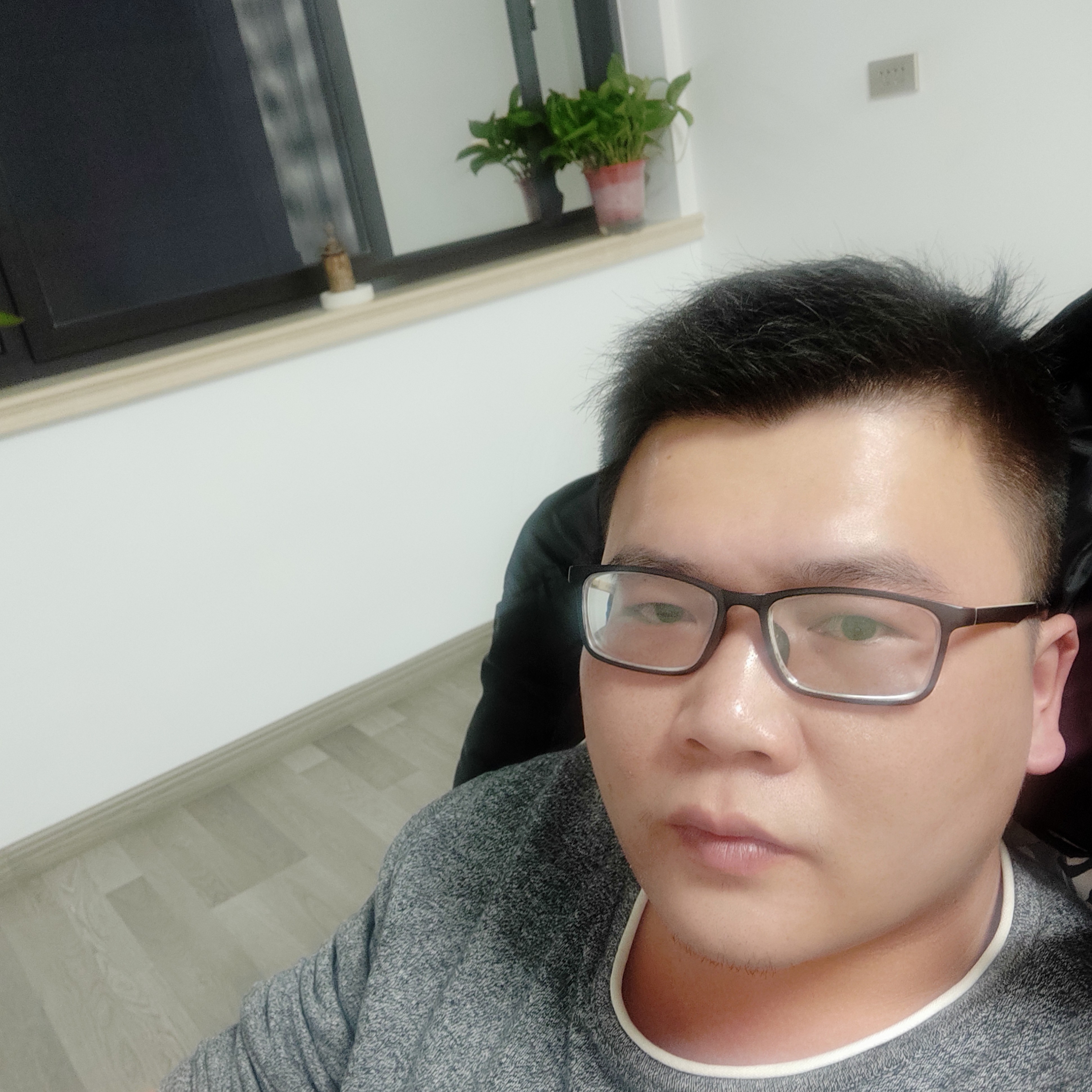 时尚泪了苗条的照片