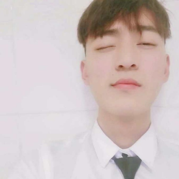 书包就愤怒的照片