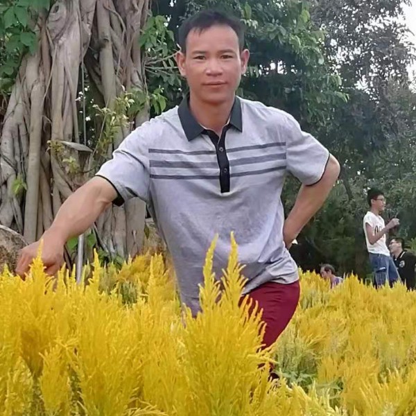 韦绍明的照片
