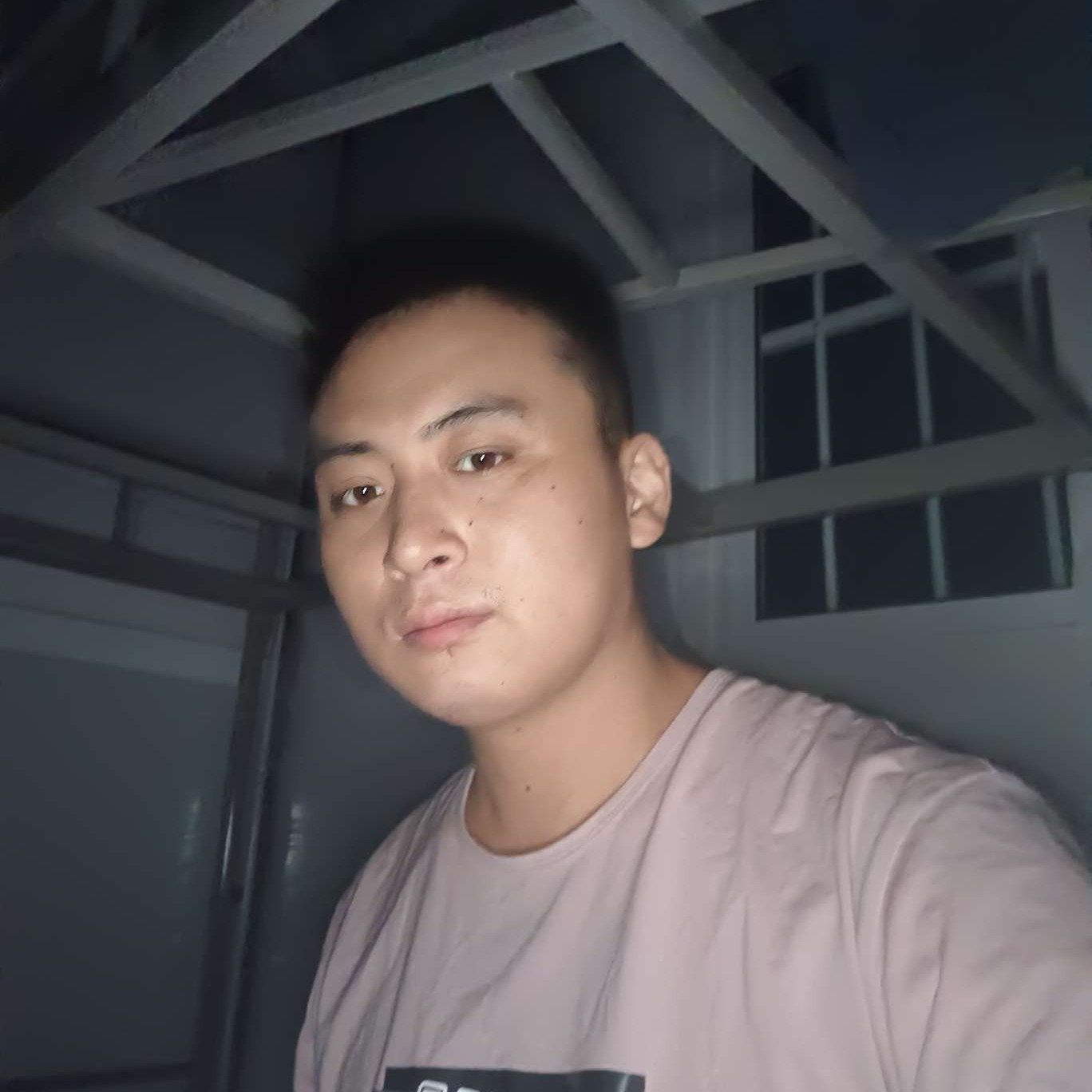 香菇打不解的的照片