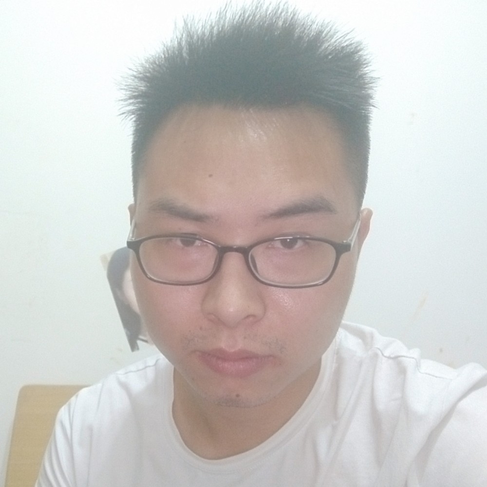 开朗深拥流影的照片