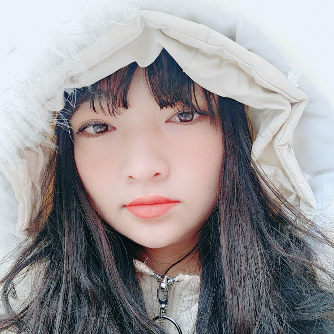 鳗鱼方青衫的照片