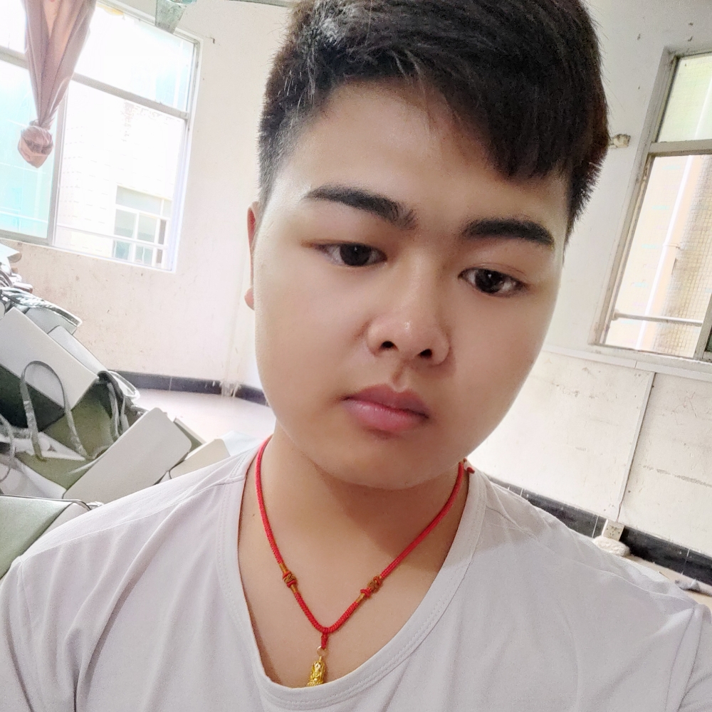 L李.的照片