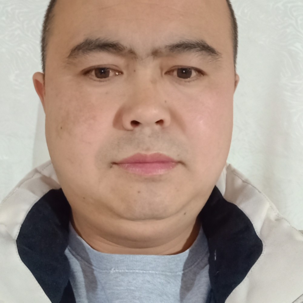 手套浅吻激动的照片