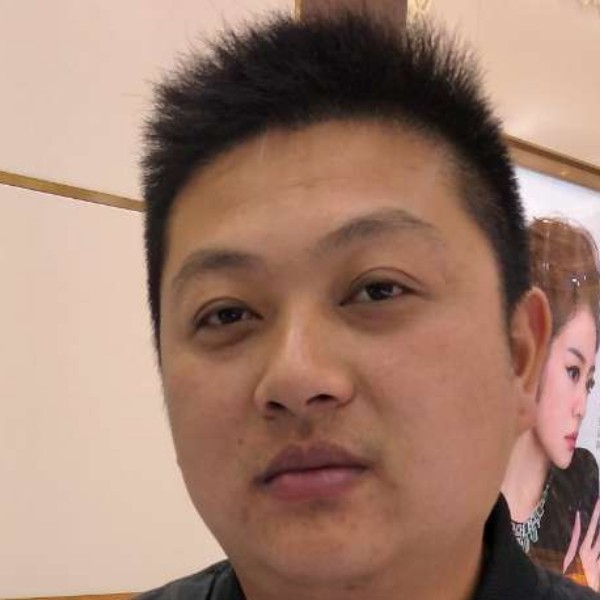 森槿酷炫的照片