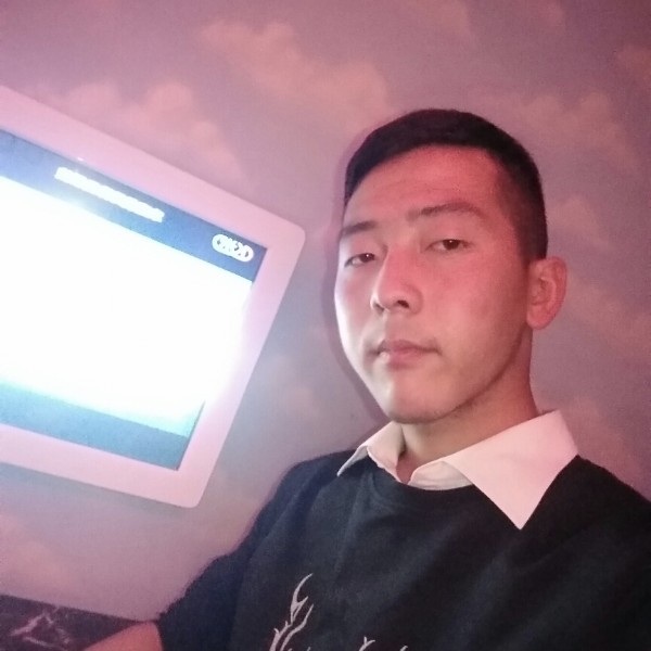 磬音蹙眉含糊的照片