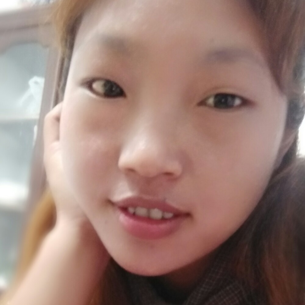 单身深拥的照片