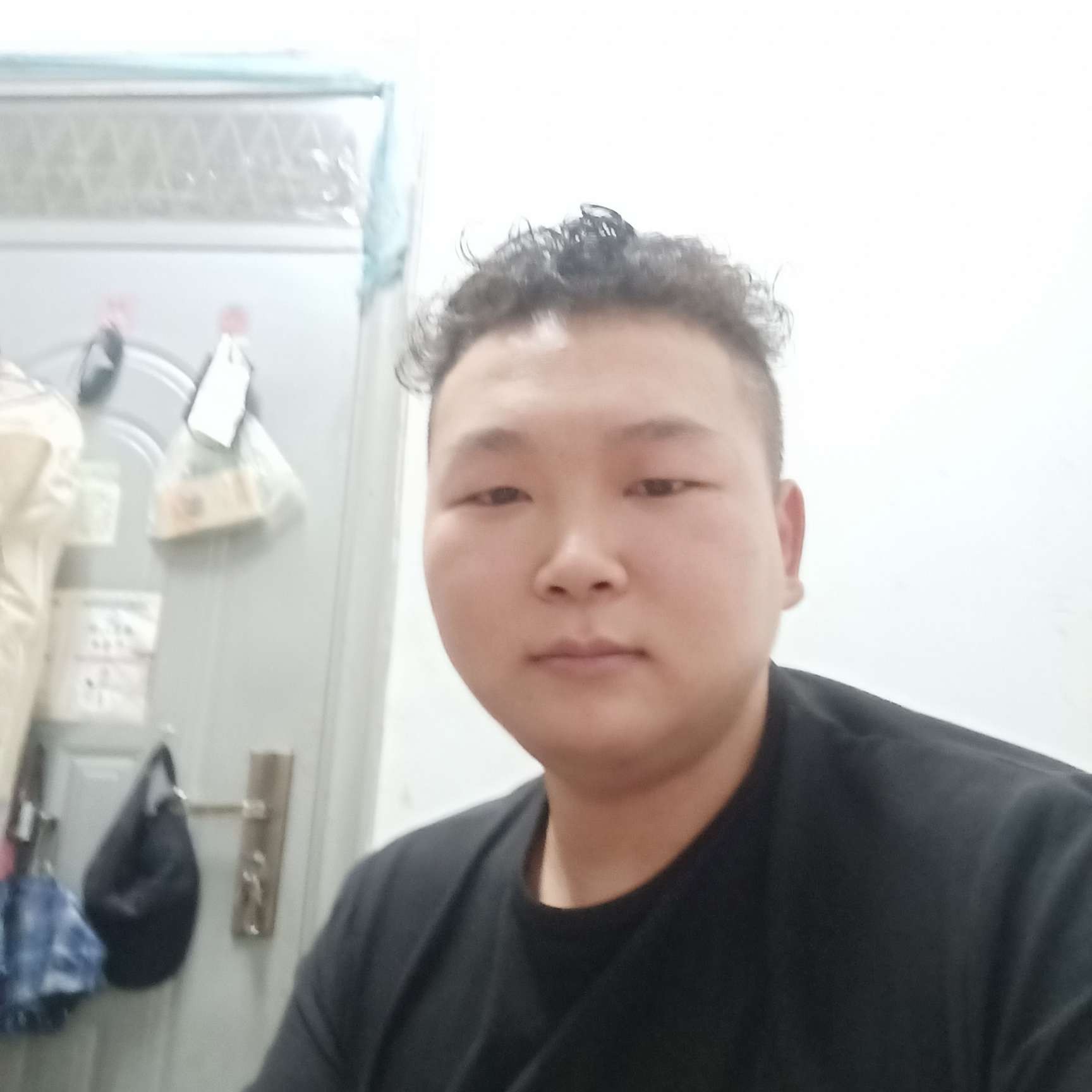 爱听歌漫步爆米花的照片