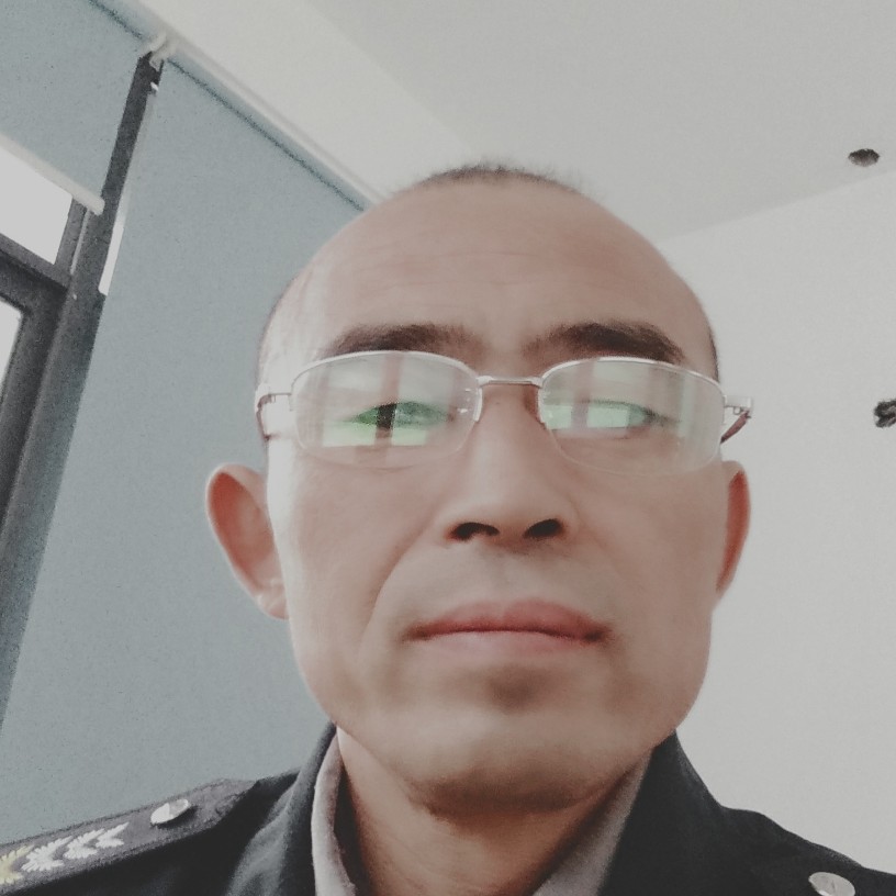 小甜瓜挽手流年的的照片