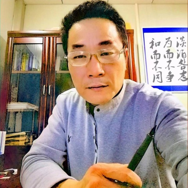大门说阔达的照片
