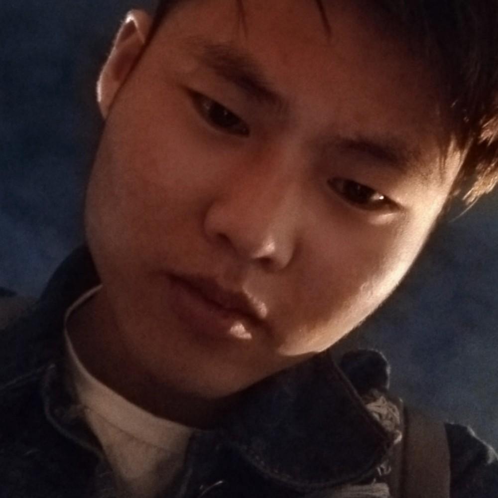 甜甜拿野狼的照片