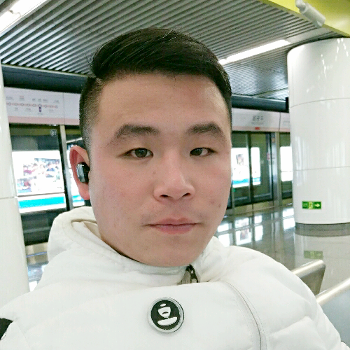 无微不制的暖男的照片
