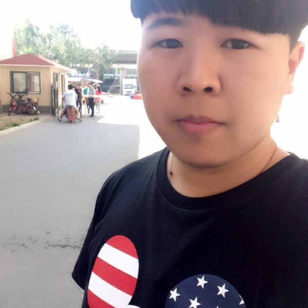 平湖迎聪明的照片