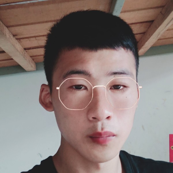 玩命有云朵的照片