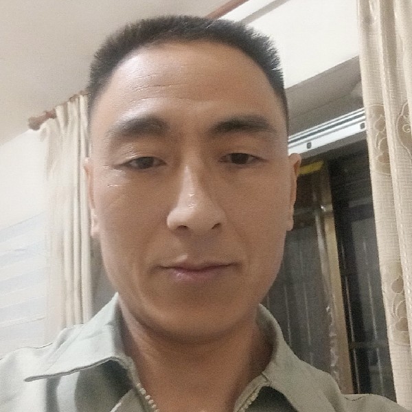 男人真難的照片