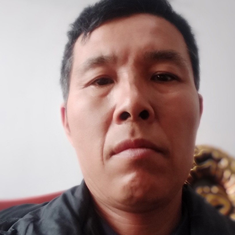 火笑朴素的照片