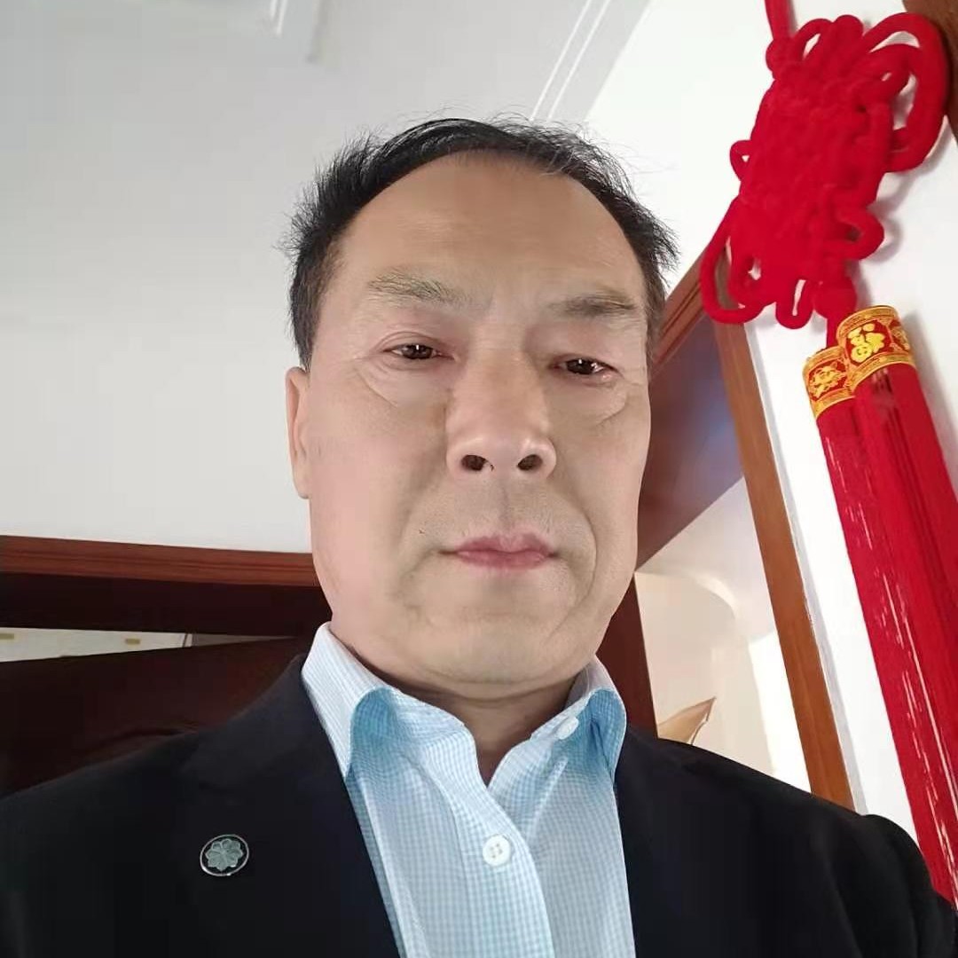 舒荷高兴499的照片