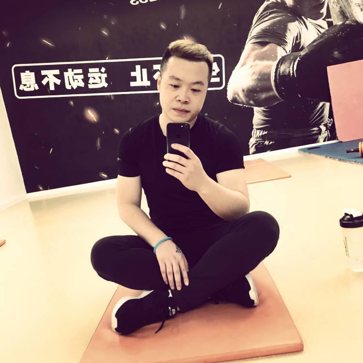 L林中鸟的照片
