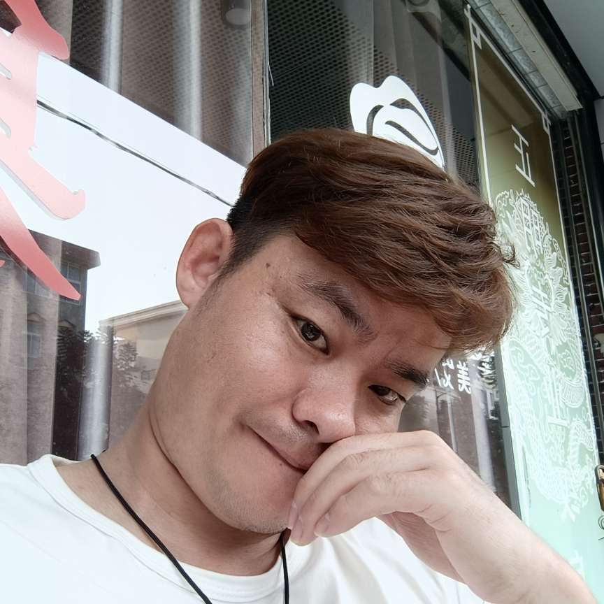帅哥爱英俊的照片