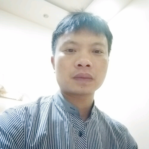 李龙胜的照片