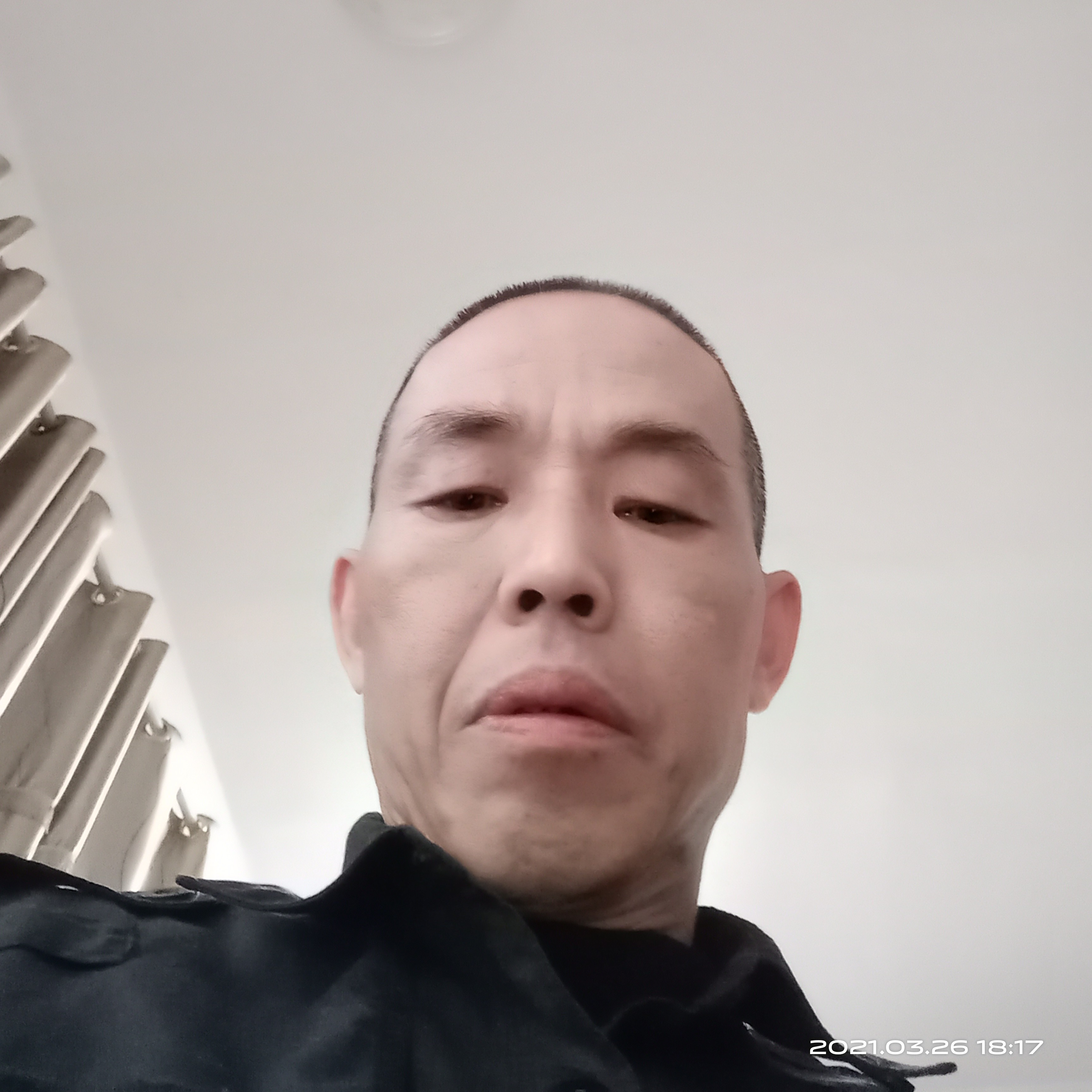 青琯扯知性的照片