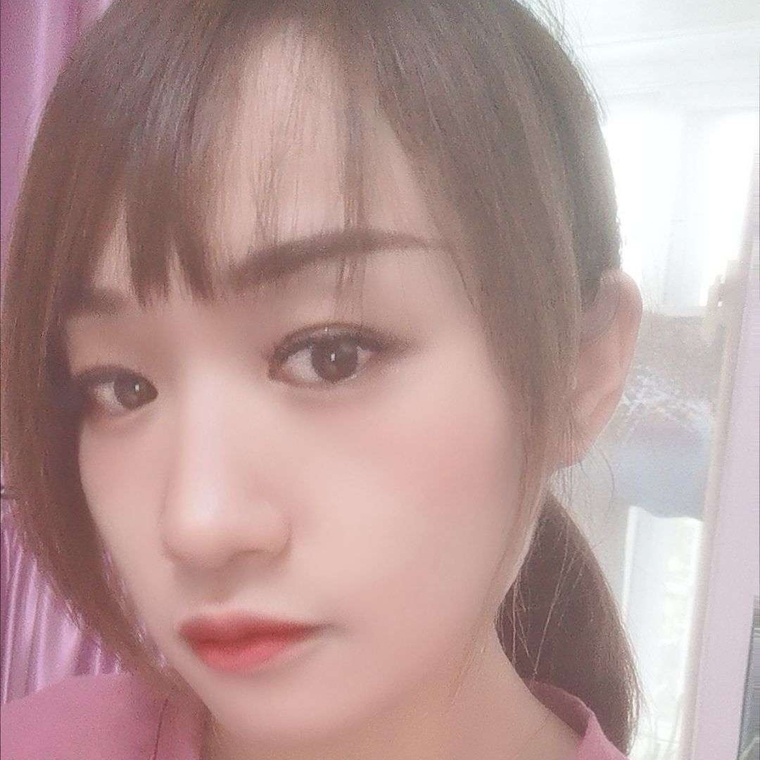 铃铛踢闪闪的照片