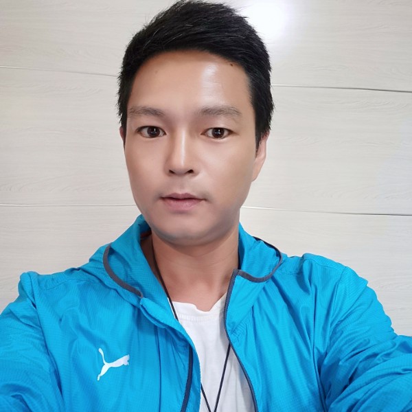 淡然拾忆身影的照片