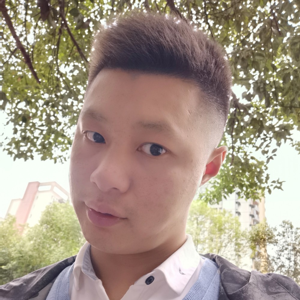 鸿a辰的照片