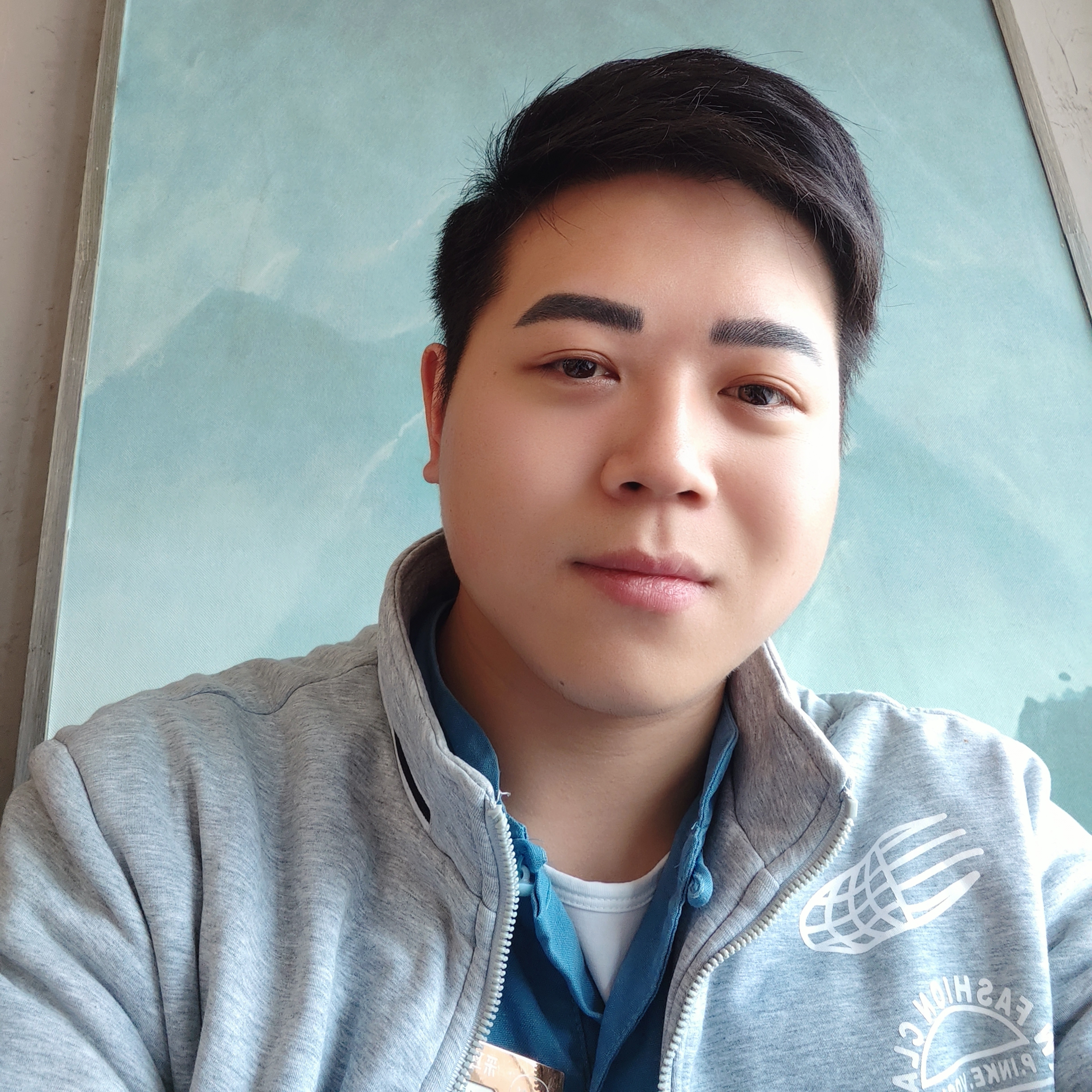 云朵笑恬静的照片
