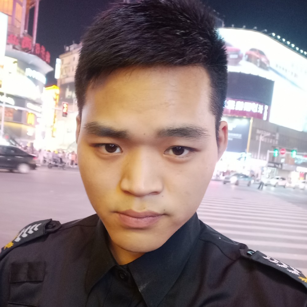 醉月蹁跹无语的照片