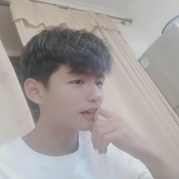 碧蓝笑红尘的照片