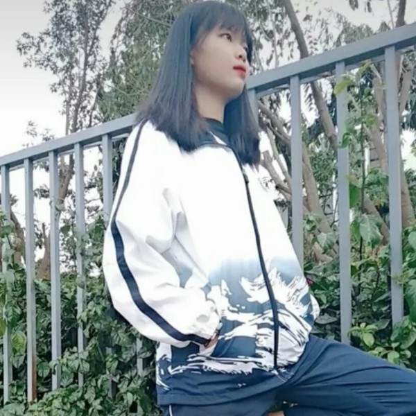 萝莉方沉静的照片
