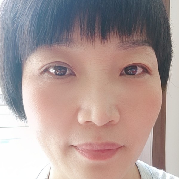 浅陌打心灵美的照片