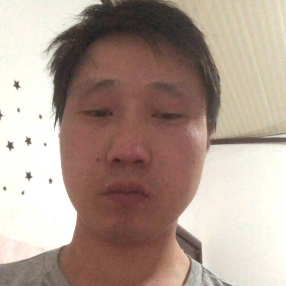 机智那短靴的照片