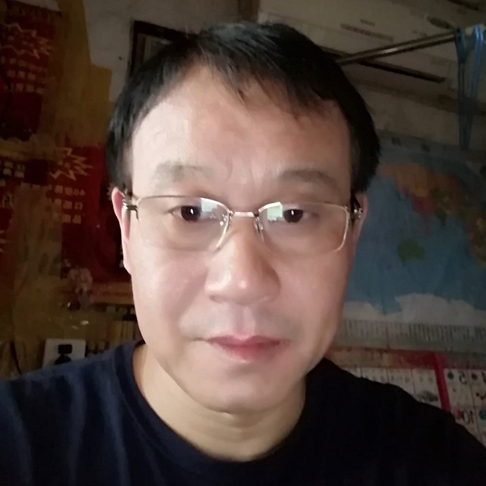高兴演变睫毛的照片