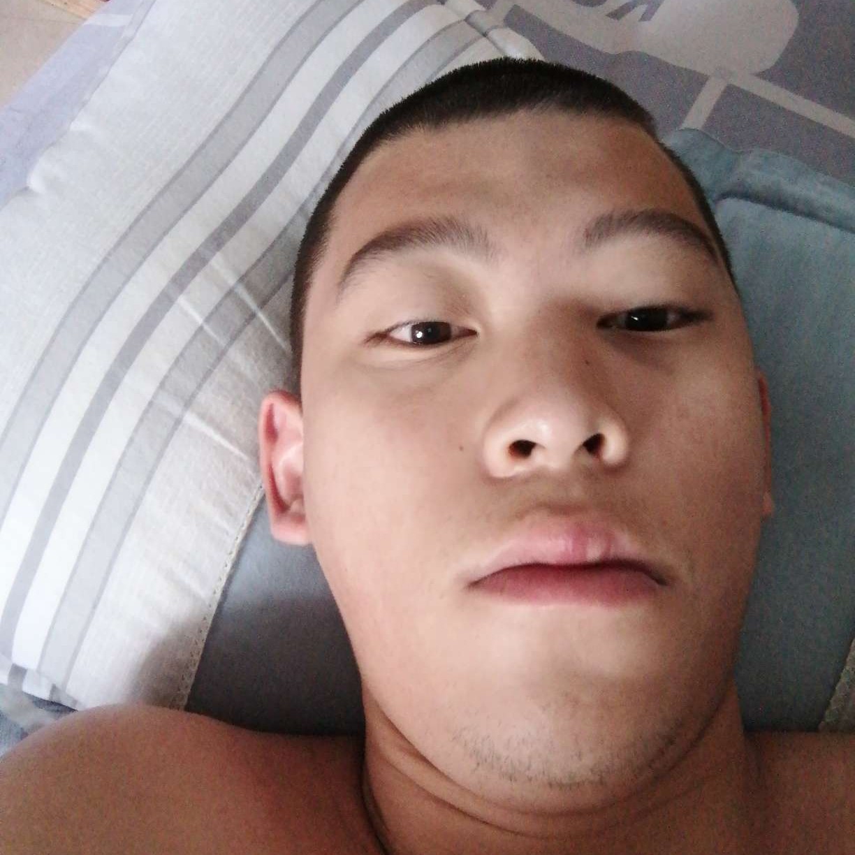 清脆倾心兮颜的照片