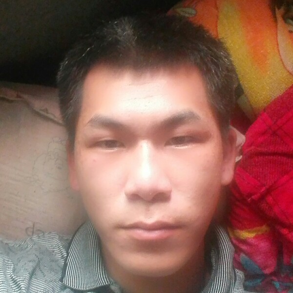 雷震的照片