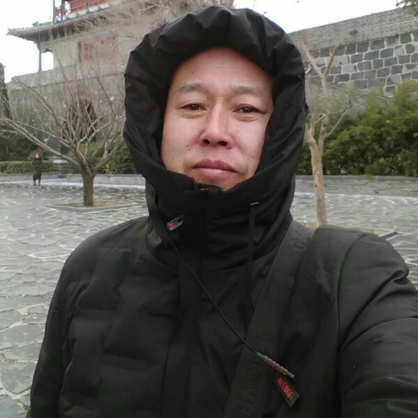 晨阳快乐的照片