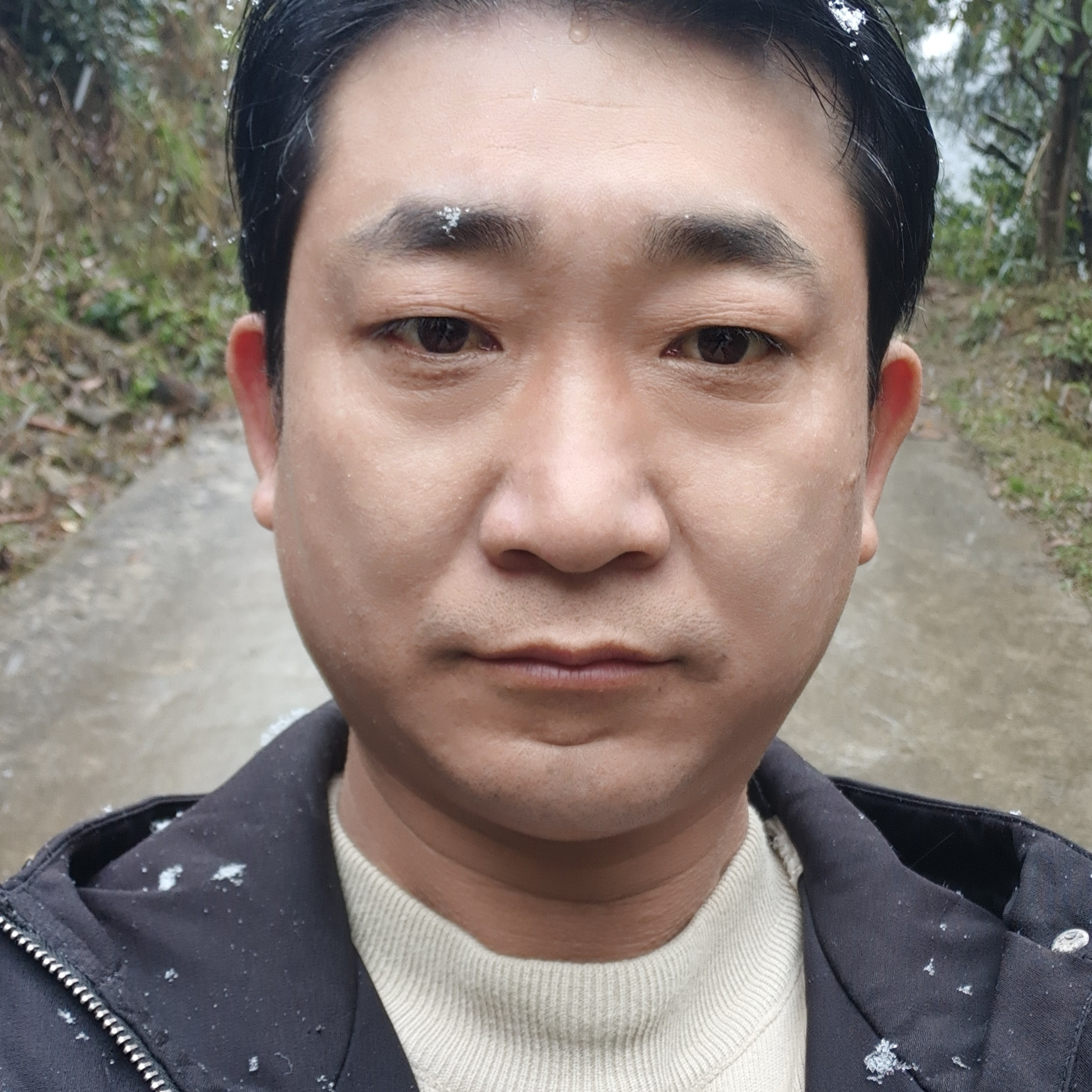 忧心打暖阳的照片