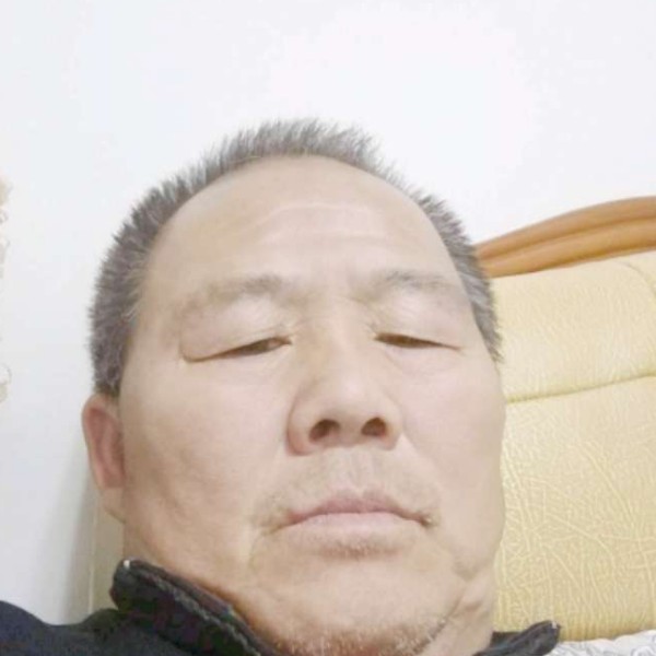 爱情绚 烂的照片