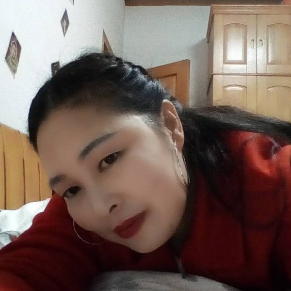 牛琴的照片