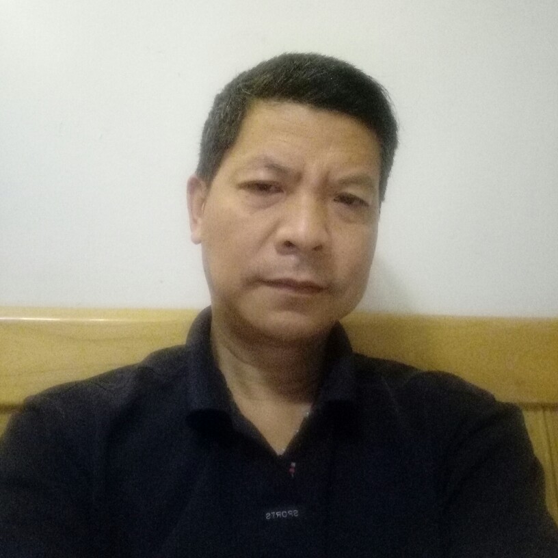 刘￥青的照片