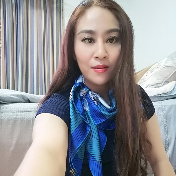 自由还陌颜的照片