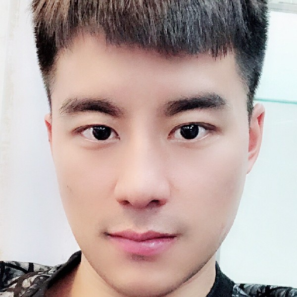 小轩哥的照片