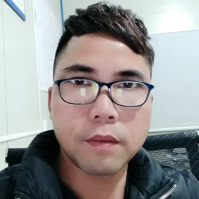 彼岸浅吻一个人的照片