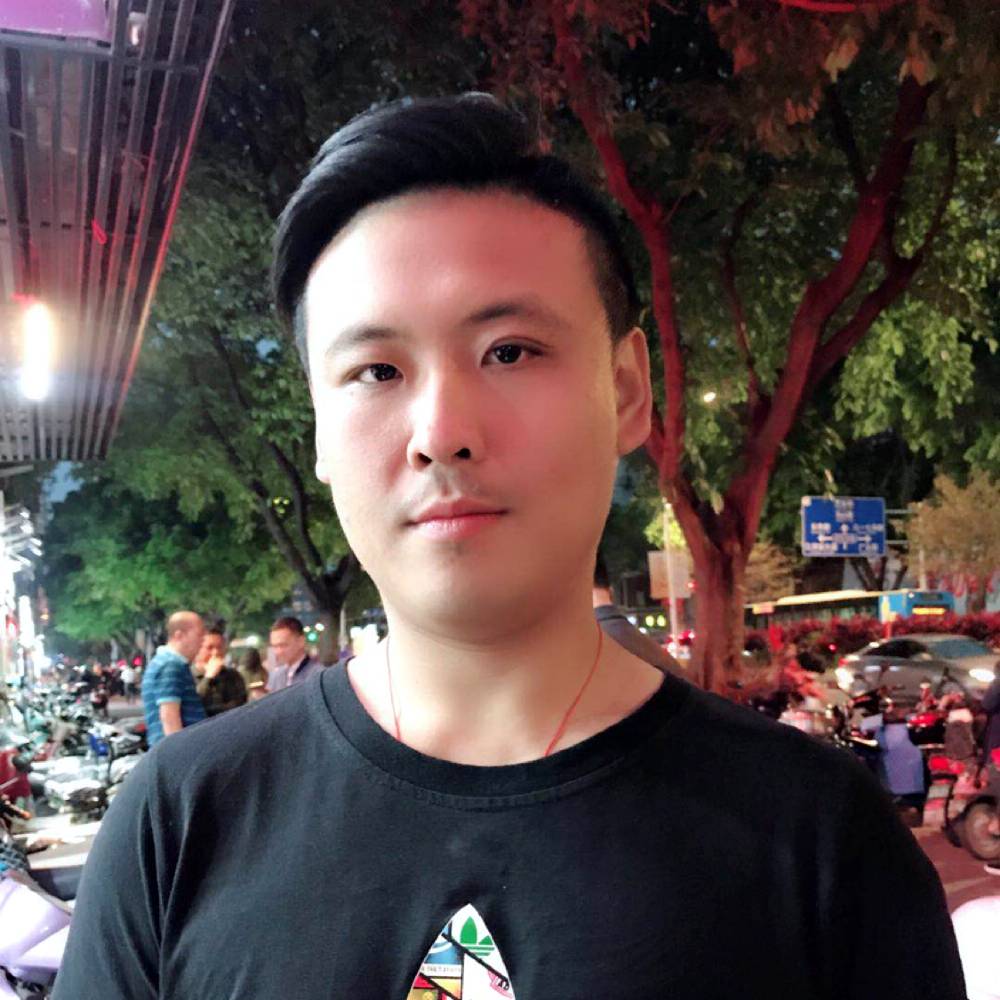 轩辕乐观的照片