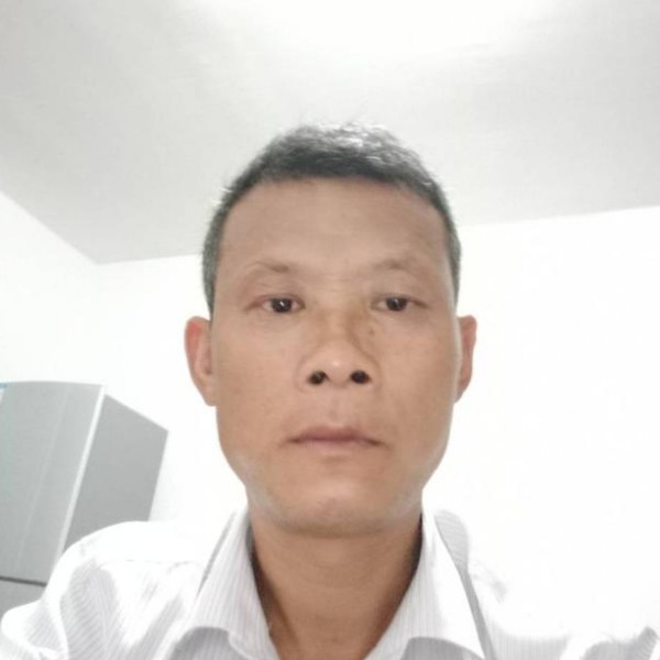 不听话的深拥手机的照片